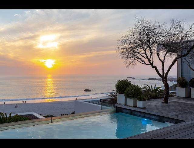 3 BEDROOM HOUSE TO LET IN CAMPS BAY